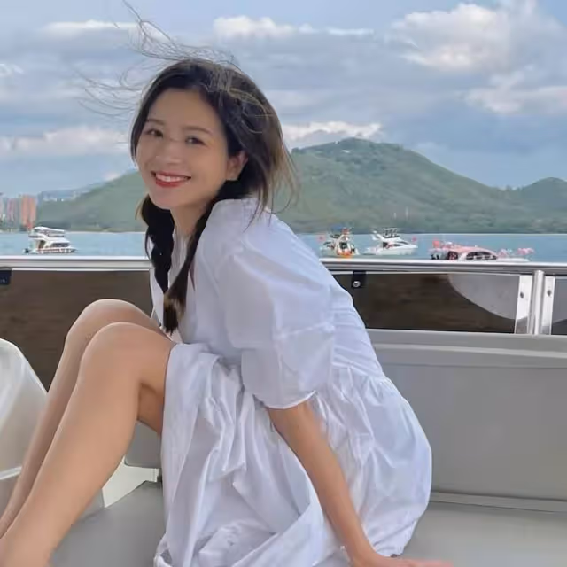 31歲美女網紅不幸患癌,術後躺病床笑容樂觀,父親同月剛確診腸癌