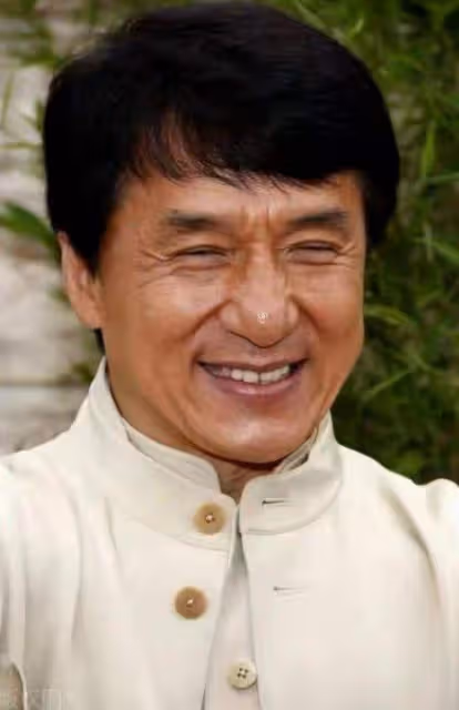 成龍，臧天朔威脅成龍交保護費，如今他怎麼樣了？