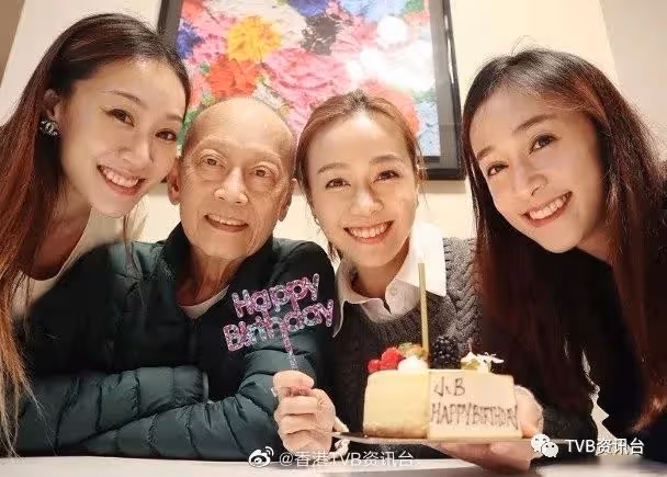 最新圖片︱黃心穎生日真身蒲頭 清減唔少終於識笑