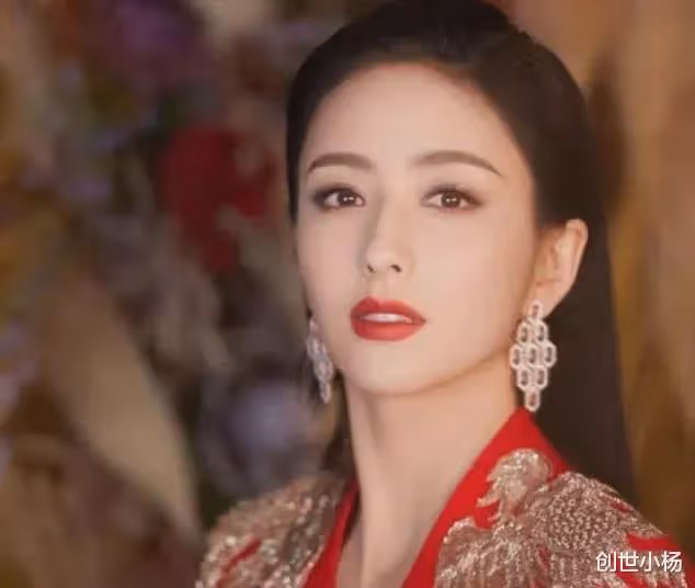 有種「不公平」叫佟麗婭和姐姐,一個美若天仙,一個不如路人