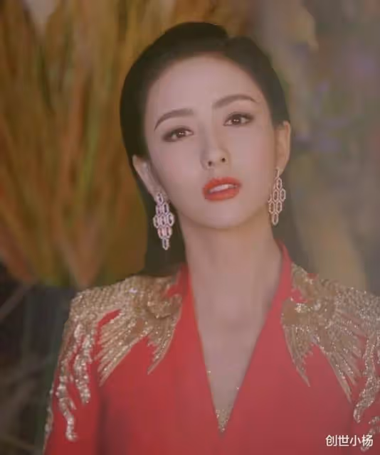 有種「不公平」叫佟麗婭和姐姐,一個美若天仙,一個不如路人