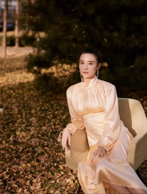 娛記說:董子健孫怡夫妻的料?周一圍拒絕章子怡?鄭愷不老實?董潔忍辱負重?