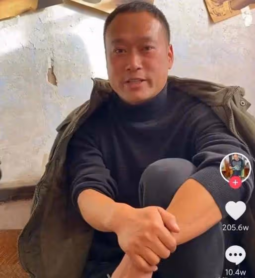 張同學直播首秀,數人刷禮物,自爆拒絕千萬簽約費,目前沒有團隊