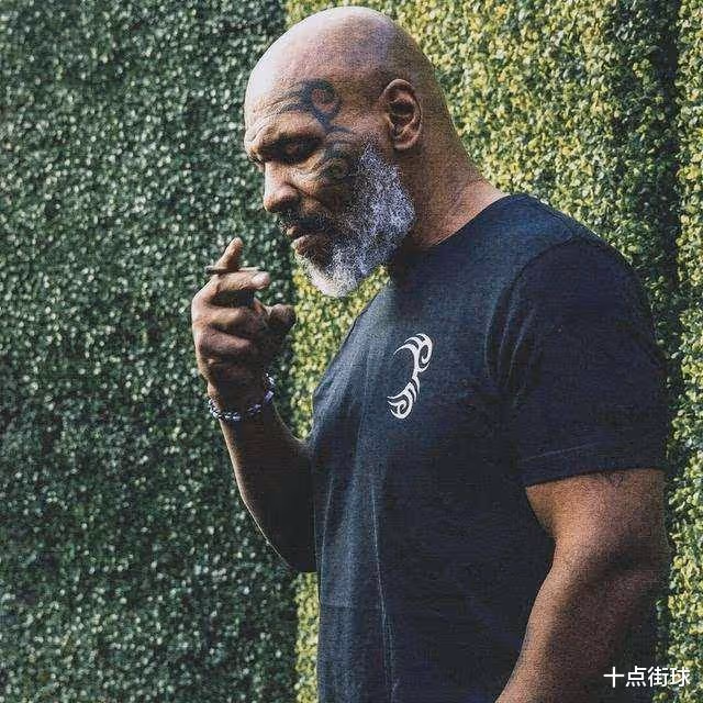當年蹲了三年監獄的泰森,出獄後為何沒立即回家,卻要求去此地?