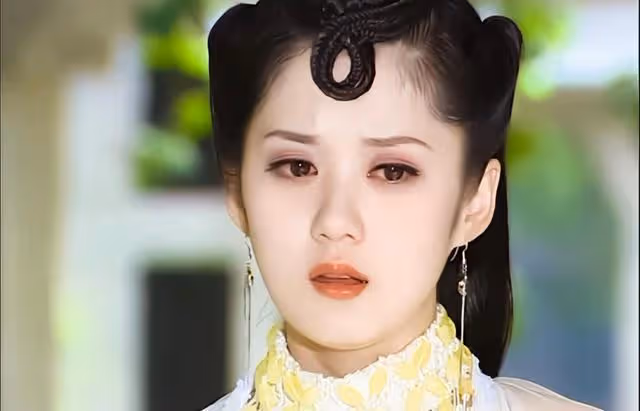 成名前她自爆一年被潛規則上百次,連在廁所也未能倖免