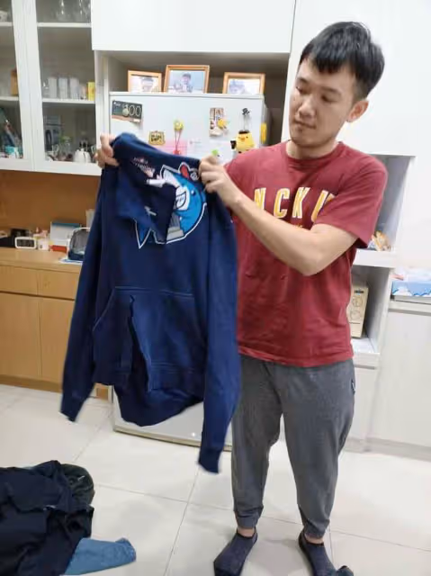 32歲網紅被妻子打傷，家具電器被砸爛！對方發文道歉承認情緒失控