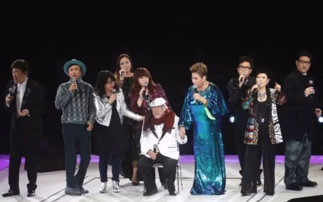 97歲樂壇教父中風！一生未婚無兒女，所幸乾兒子及時發現送醫搶救