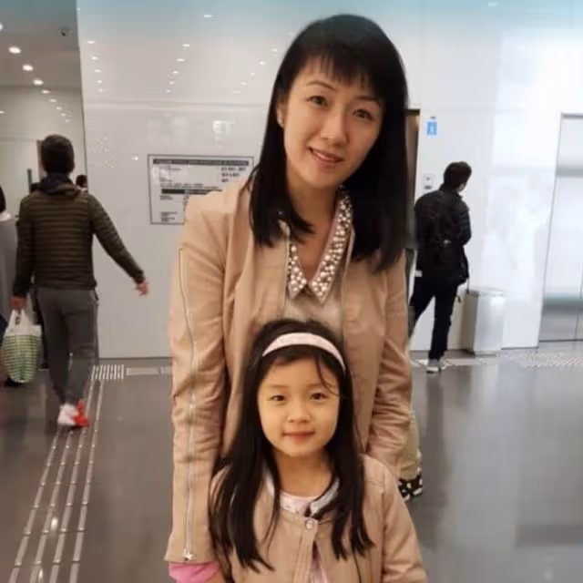 50歲港姐何婉盈自曝想脫單!當單親媽媽15年,女兒生父身份成謎