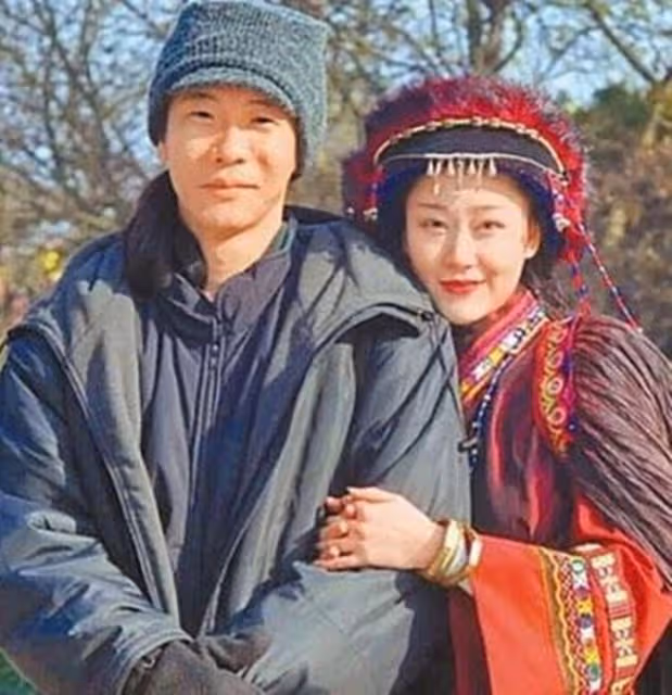54歲男星微血管破裂,一個月出血3次!前妻自殺後他承諾終身不娶