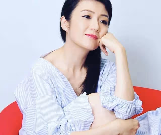 香港著名女星宣告復出!自曝身邊不乏追求者,當單親媽媽多年