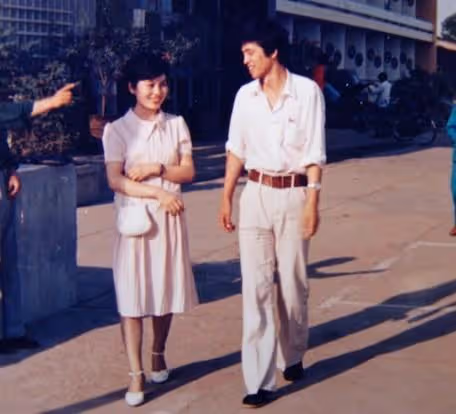 央視主播李瑞英:兒子受傷我含淚堅守崗位,風光背後是淚水和心酸