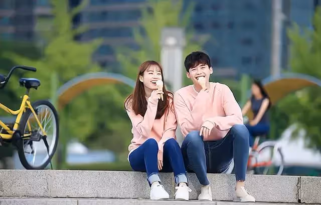 交往兩年準備結婚,春節前去未婚妻家拜訪,小伙:還好沒領證