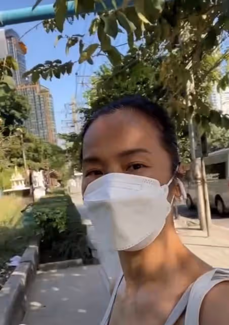 韋唯隱退8年復出!與張學友等巨星為冬奧獻唱,身材纖細狀態佳