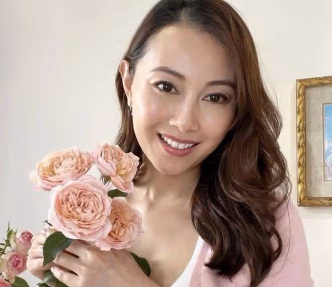 港姐大罵百億豪門父子是人渣！稱對方有古怪要求，這1年是噩夢