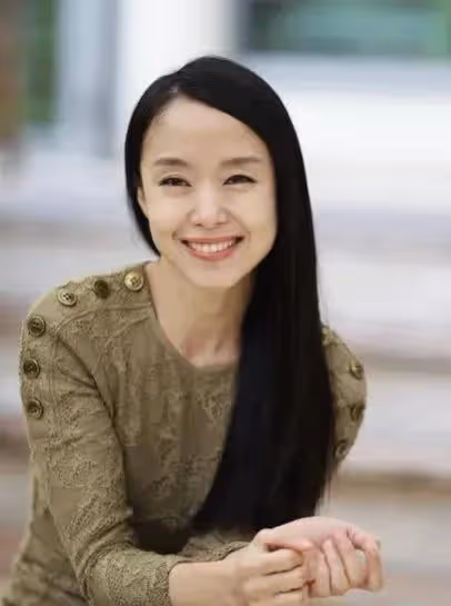 與孔劉李政宰大尺度激情戲,相貌平平卻被封性感女神,她是誰?