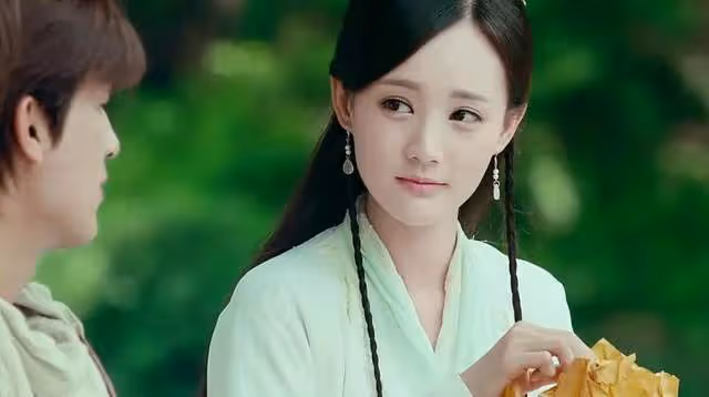 6年12次女主都撲街,如今搭檔楊洋演新劇,這次李一桐能被帶飛?