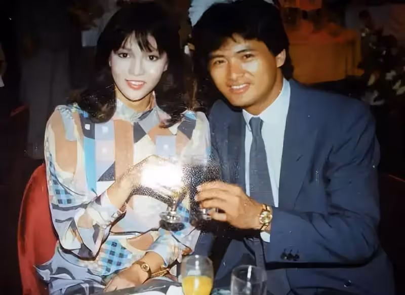鄭裕玲：讓周潤發愛而不得，「包養」男友16年，今65歲仍堅持不婚不育，不止一次坦言：我從沒後悔過
