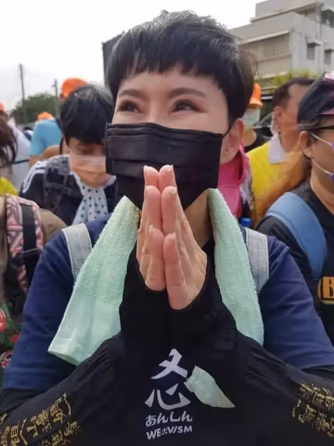 腦萎縮全身瘀青！詹雅雯驚曝「遇神蹟顯靈渡危機」千里眼入夢藏玄機　虔誠自有奇遇來「爆竹意外救了她一命」！