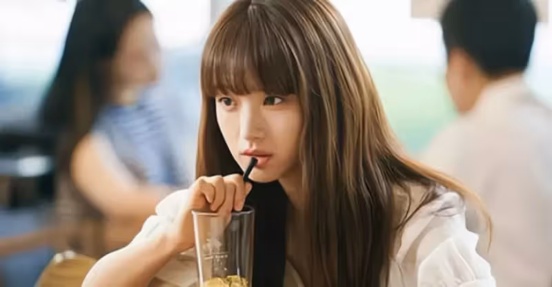 「女人不能上桌吃飯，這是我家的規矩！」「要立規矩請滾回你家」