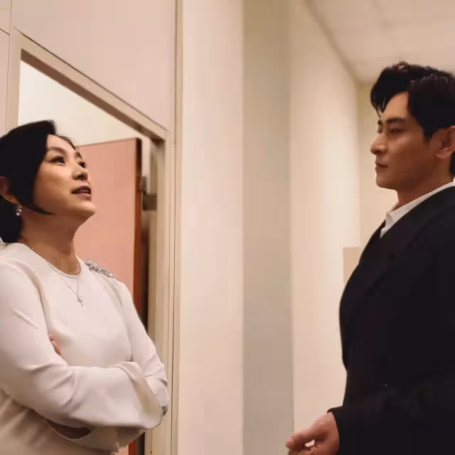 淡出10年!50歲女星「重拾興趣拍戲」老公雙手贊成 暢談「超開明教育觀」嚇壞高中兒:第一次聽到