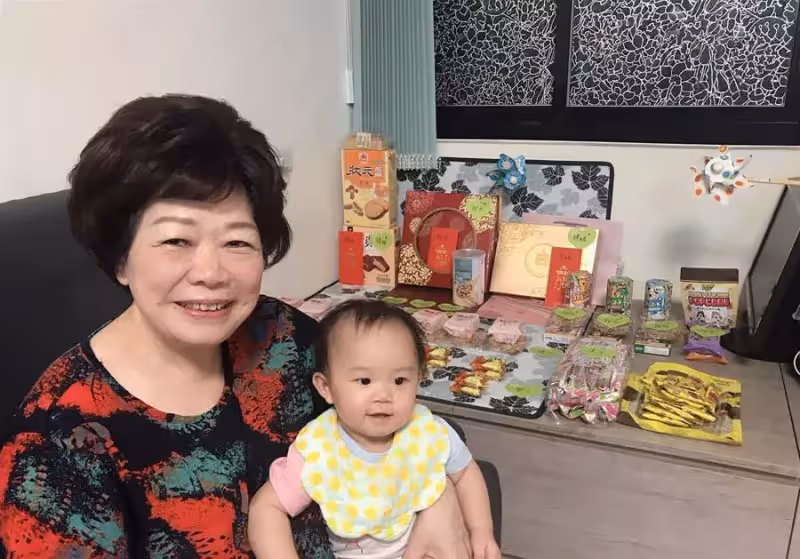 廖輝英堅不讓媳婦洗碗「也是別人家女兒」自詡好婆婆,轉頭「看到兒子洗碗」秒變臉「媽媽沒有要你來洗」:好矛盾