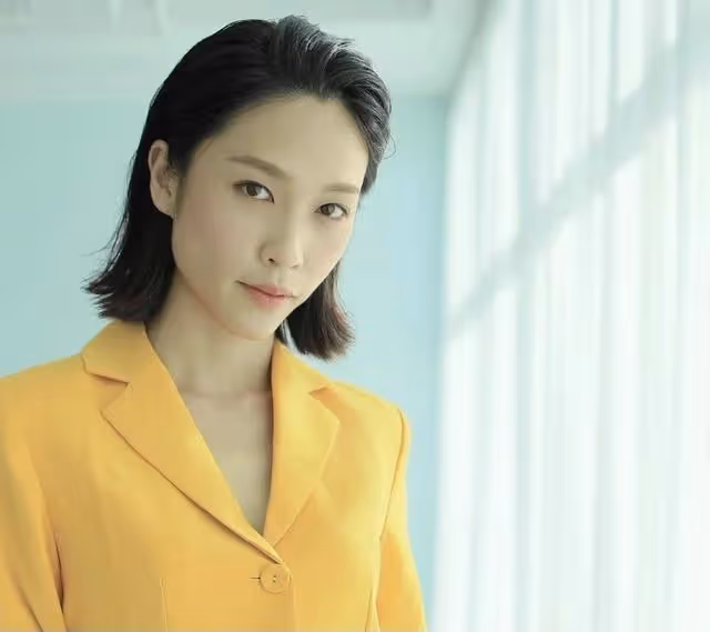 突發!又一香港知名女星宣告確診,已緊急停工開始隔離