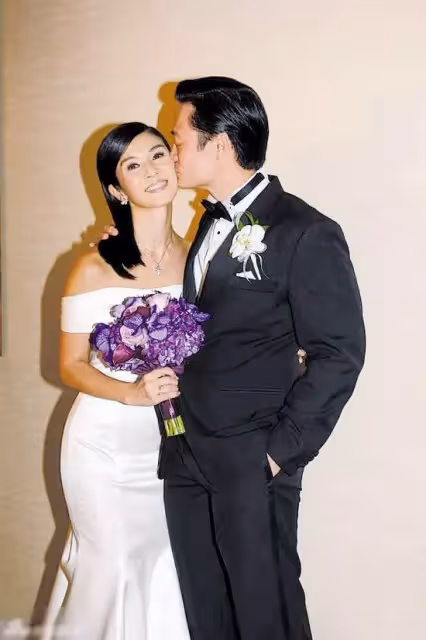 一代玉女為愛隱退!經商失敗為其背債800萬「糾纏19年終成眷屬」一對雙胞胎美滿幸福