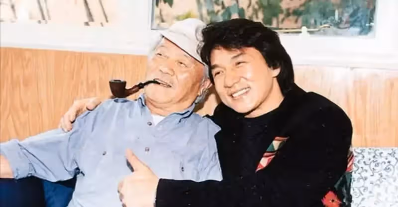 1994年，安徽農村兩兄弟突然得知：父親是特工，弟弟是巨星成龍