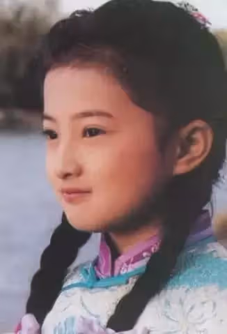 被撒貝寧苦戀20年，41歲依然選擇不婚不育，金銘究竟經歷了什麼？
