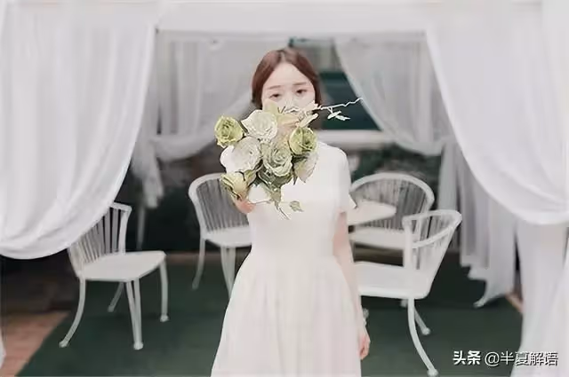 母親帶娃，三個月跟女婿提兩次加錢，女兒：每月3000被你倒貼兒媳
