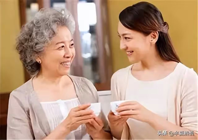 母親帶娃，三個月跟女婿提兩次加錢，女兒：每月3000被你倒貼兒媳