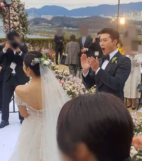 小九歲算什麼?小十歲,孔孝真姐姐照樣拿下