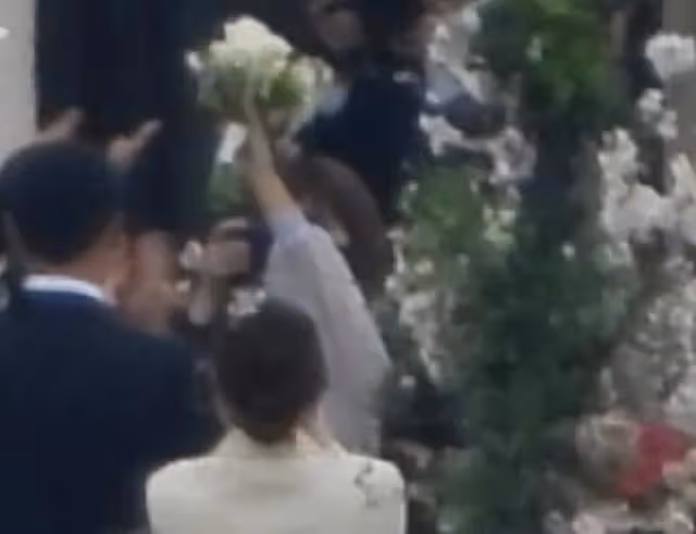 小九歲算什麼?小十歲,孔孝真姐姐照樣拿下
