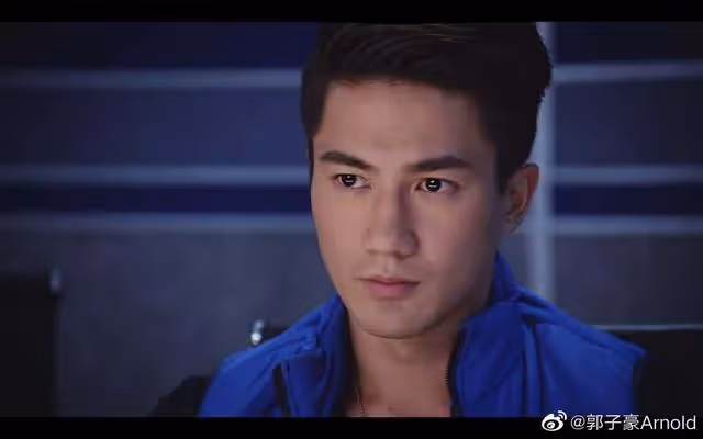 TVB上位小生否認求婚成功，稱在計劃中，曾要求港姐女友禁拍吻戲