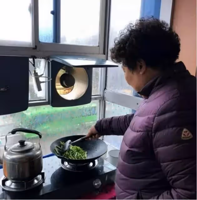 相差30歲！66歲阿姨「照三餐替90歲鄰居嬤送飯」送到她走為止　「奶奶回報往日恩」無血緣卻比家人更親