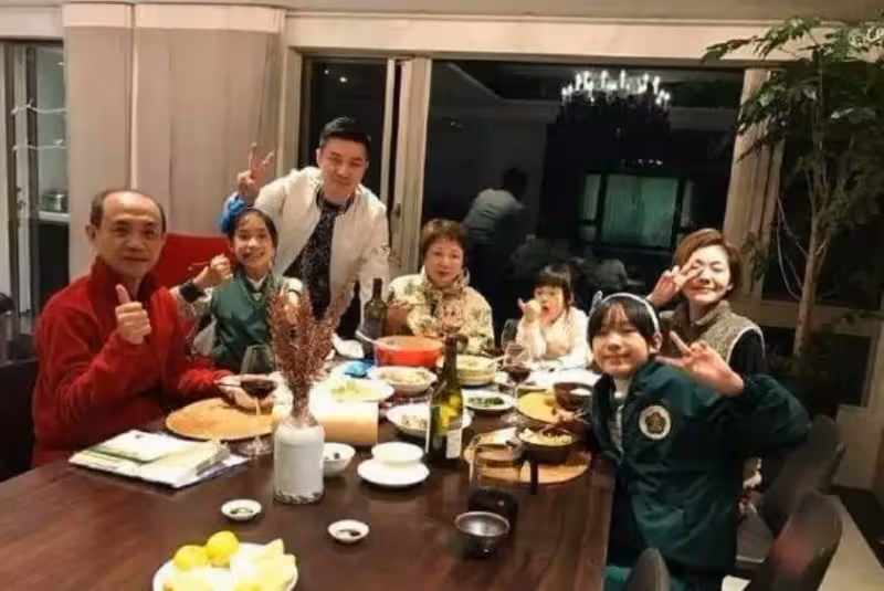 小S坐擁千萬豪宅，入住的臺灣標誌性「豪宅帝寶」，內部裝修卻十分節儉，連房本沒有自己名字