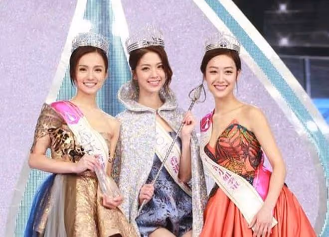 方力申被曝戀上小15歲港姐,女方身材出眾,遭網友逼問後關閉評論