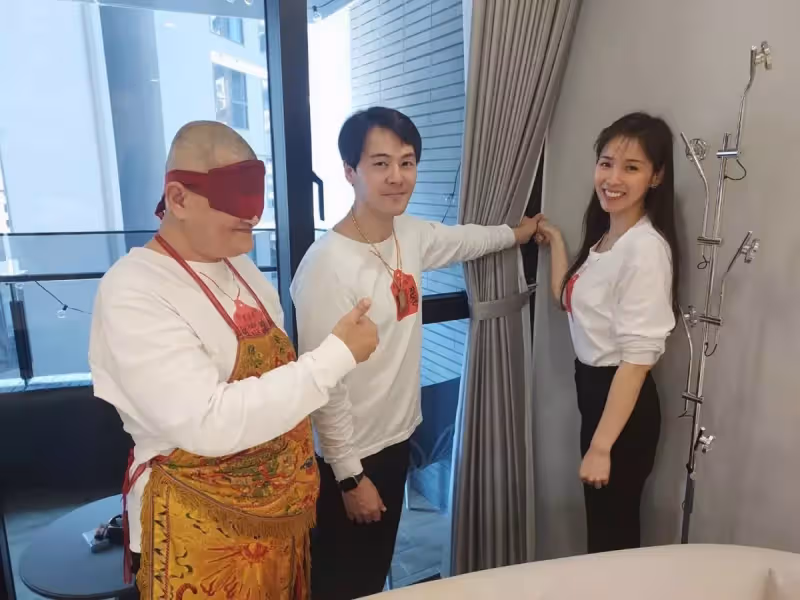 入住桃園千萬新厝!黃文星走到餐廳「多功能中島美翻天」陽台滿意到不行 「兒子房間藏巧思」童言笑:我終於有自己的