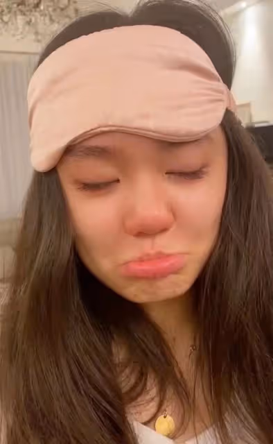 鍾鎮濤女兒被3所名校搶著要!對著鏡頭激動大哭,老爸直言太驕傲