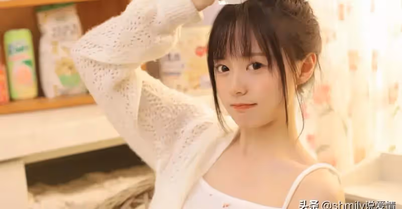 丈夫發現妻子出軌崩潰痛哭：你和他出軌，我咋和你離婚啊？