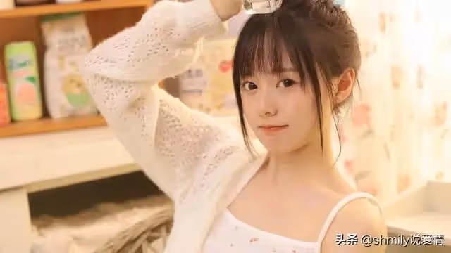 丈夫發現妻子出軌崩潰痛哭：你和他出軌，我咋和你離婚啊？