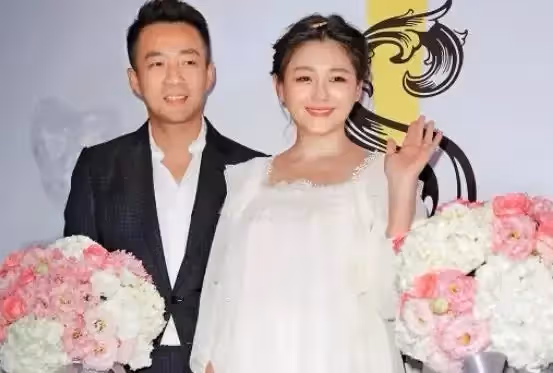 汪小菲永遠放不下！遭起底「翻臉繼父28年」不叫別人爸　對方曝光「跟具俊曄共通點」網驚：難怪氣大S