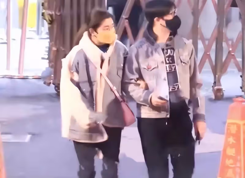 Selina雙腿傷疤像魚鱗 男友一句話就讓她痛哭,任爸認可未來女婿