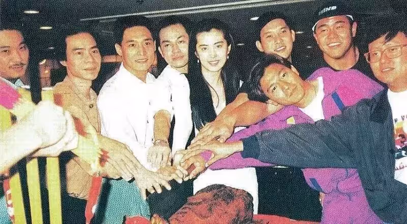 港片里的肌肉型演員，合作過劉德華等很多明星，已17年不見蹤影