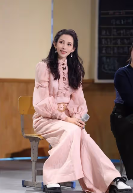 大讚內地生活，蔡少芬為照顧子女犧牲睡眠時間，感謝孫儷幫助自己