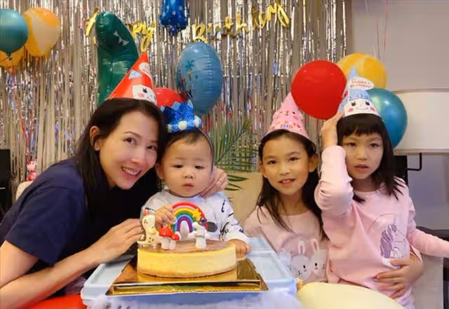 大讚內地生活，蔡少芬為照顧子女犧牲睡眠時間，感謝孫儷幫助自己