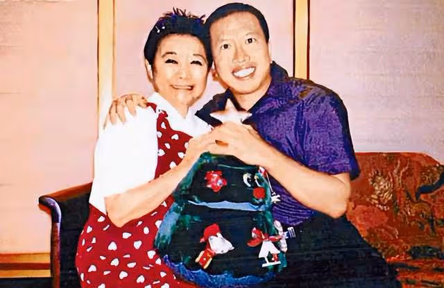 香港傳奇女富豪去世15年，千億資產仍未解封，弟弟為爭產欠債千萬