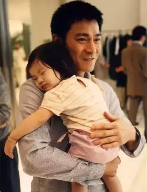朱麗倩雖被劉德華「雪藏」23年,但華嫂年輕時和現在氣質都一流!