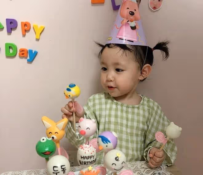 超有戲小女娃甜美天使臉蛋爆紅,曾出演韓劇近照變短髮美少女萌翻