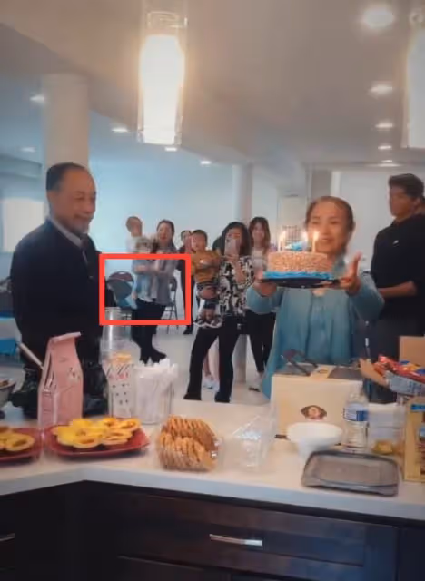 呂麗萍在美國慶祝62歲生日!三婚丈夫深情獻花,家中豪宅內景曝光
